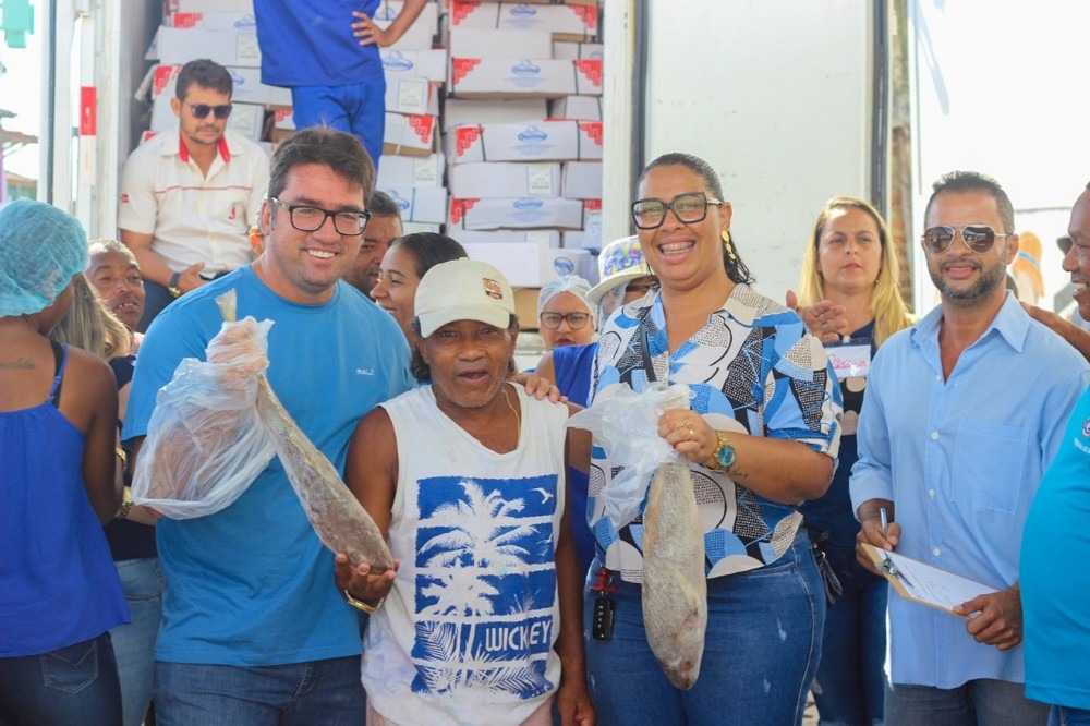 Prefeitura Distribui 07 Toneladas De Peixe E Beneficia Milhares De