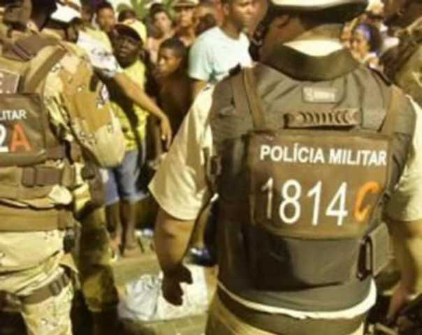 PM é preso após atirar em homem na Barra