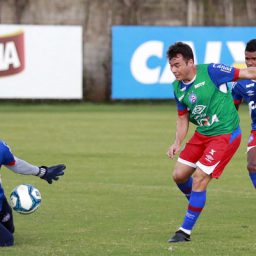 Com retorno de Eduardo, Bahia tem tarde de vídeo e treino técnico