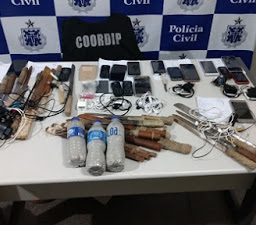 Operação no Conjunto Penal de Jequié apreende armas, drogas e celulares