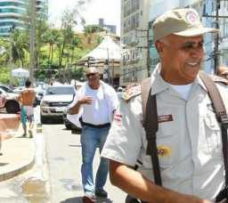 Rui parabeniza policiais por atuação no carnaval