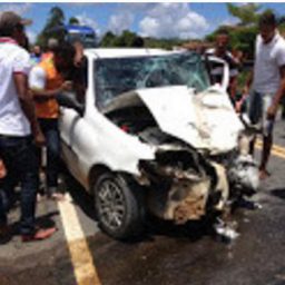Teolândia: Colisão entre veículos deixa dois mortos na BR-101