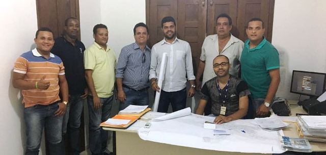 Gandu: Prefeito e vereadores cobram providências à EMBASA sobre o fornecimento de água no município