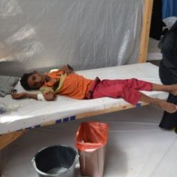 20 mortos em 1 dia em epidemia de cólera no Iêmen