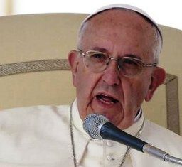 Papa pede saída para crise venezuelana