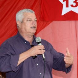 Everaldo Anunciação é reeleito presidente do PT na Bahia e prega unidade