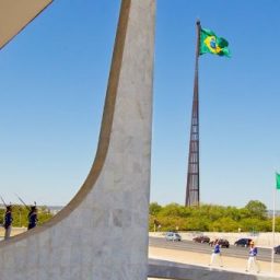Brasil critica decisão dos EUA de sair do Acordo de Paris