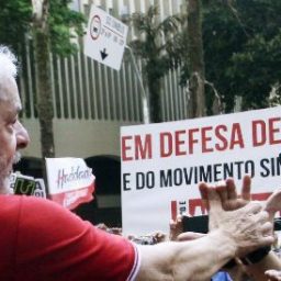 Manifestantes estão proibidos de acampar em apoio a Lula no julgamento