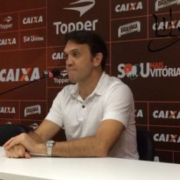 Gestor de futebol, Petkovic é demitido do Vitória