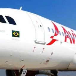 Justiça condena Avianca por danos morais a menino