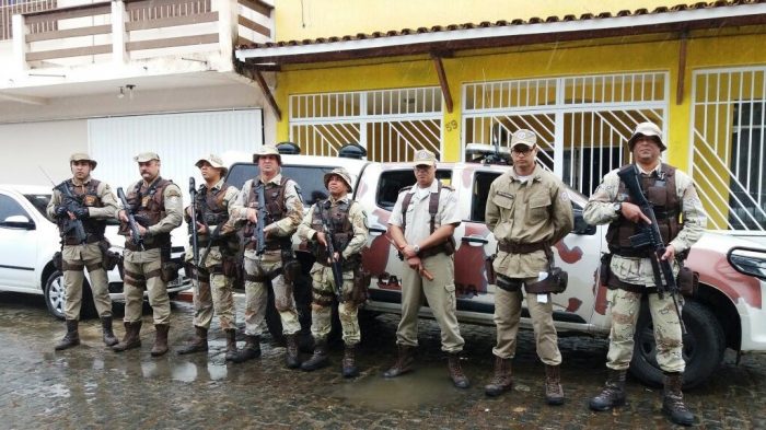 Policia Militar recebe reforço e intensifica policiamento na região.