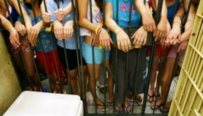 População carcerária feminina cresce 700% em dezesseis anos no Brasil