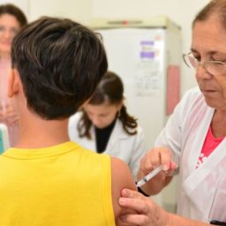 Ministério quer vacinar 11 milhões de crianças contra sarampo e pólio