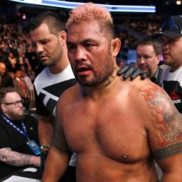 Lutador do UFC revela perda de memória, mas avisa: ‘Morrerei lutando’