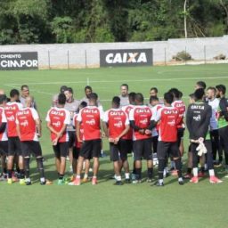 Botafogo é desafio: Vitória vai buscar três pontos longe de casa
