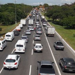 Motorista que estourar limite de 20 pontos perderá CNH por 6 meses