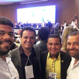 Prefeito de Gandu participou de encontro estadual do seu partido PP, em Salvador.