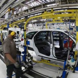 Produção de veículos cresceu 25,2% em 2017, diz Anfavea