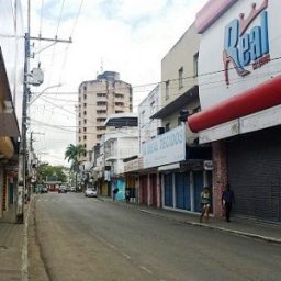 Ipiaú: Lojas do comércio fecham nesta segunda-feira (16), Dia do Comerciário