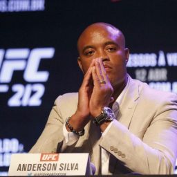 Dana diz que Anderson Silva disputará título do UFC se vencer próxima luta