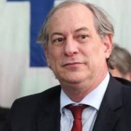 Ciro critica reaproximação do PT com o PMDB