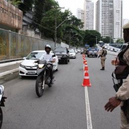 Multas de trânsito serão pagas nos cartões de débito e crédito