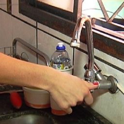 Falta d’água causa transtornos aos moradores em Gandu, BA