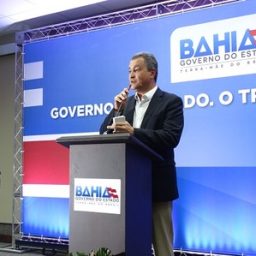 Governo da Bahia celebra convênios com 61 municípios