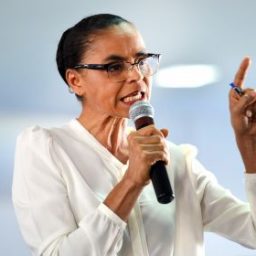 Marina afirma que vai decidir ‘em breve’ sobre candidatura à Presidência