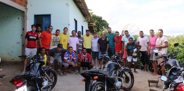 Gandu: Prefeito Léo visita comunidades rurais e participa de torneios de futebol durante fim de semana.