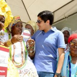 Salvador comemora Dia Nacional da Baiana de Acarajé e regulamentação da profissão