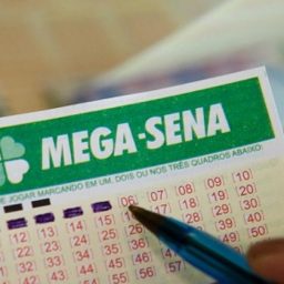 Ninguém acerta dezenas da Mega-Sena e prêmio acumula em R$ 6 milhões