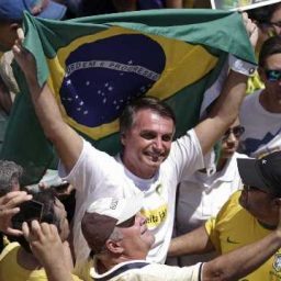PT encomenda pesquisas para ‘decifrar’ eleitor de Bolsonaro