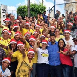 Gandu: Prefeitura distribui frango e garante ceia natalina de pessoas carentes do município