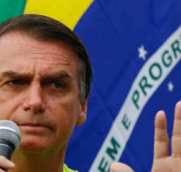 Bolsonaro pode perder eleição por fuga de debates, afirma Datafolha