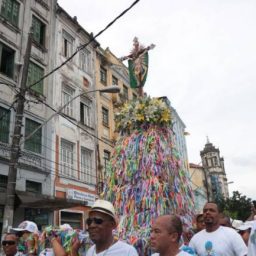 Lavagem do Bonfim mostra força do turismo religioso na Bahia