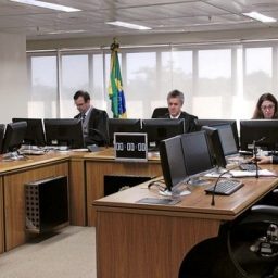 Para justificar transmissão do julgamento de Lula, tribunal diz que caso é excepcional