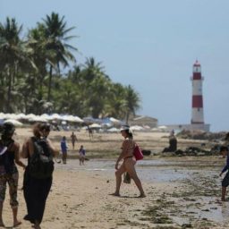 Salvador tem 10 praias que devem ser evitadas neste fim de semana