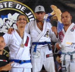Atleta de Gandu participou da Copa Sudoeste de Jiu Jitsu em Vitória da Conquista
