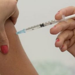 Mais da metade dos adolescentes baianos não se vacinaram contra HPV