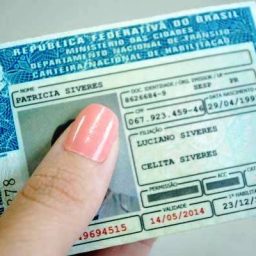 Emissão de carteira de motorista tem aumento de 15% na Bahia