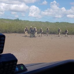 Homem que atirou em tenente é morto em confronto com a polícia