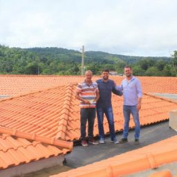 Prefeito de Gandu visita obras em andamento no município.