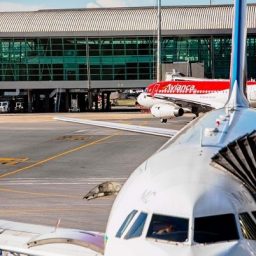 Aeroporto de Brasília pode ficar sem reserva de combustível até o fim da tarde