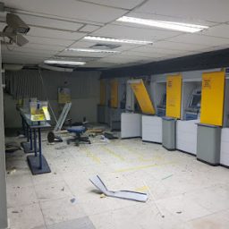 Bandidos explodem Agência do Banco do Brasil em Simões Filho
