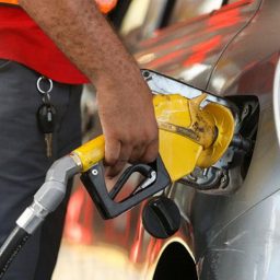 ANP questiona motivo para preço da gasolina não cair nos postos