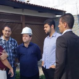 Prefeito de Gandu visita as obras de construção da Policlínica do Baixo Sul.