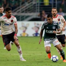 Flamengo empata com Palmeiras em jogo com confusão, tabu mantido e Diego Alves vazado após 6 jogos
