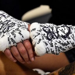 Instituto de Pesquisa do UFC descobriu que 70% das lesões em treinos ocorrem no joelho, ombro e mão