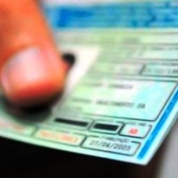 STJ autoriza recolhimento da carteira de motorista para pressionar réu inadimplente a regularizar débitos